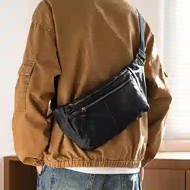 Houbu Crossbody Bag Black