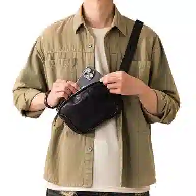 后步 小众设计高级小巧轻便简约通勤休闲 进口植鞣头层牛皮 背包斜挎包胸包腰包 小号 男女同款情侣款 黑色