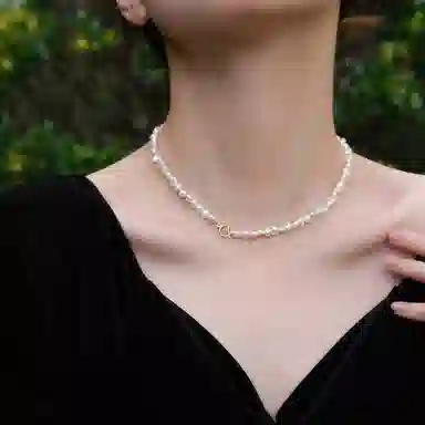 NATURALLYJOJO Pearl Necklace