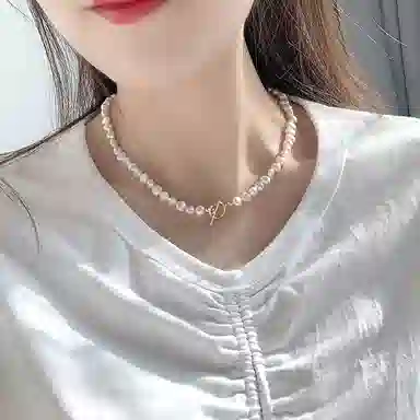 NATURALLYJOJO Pearl Necklace