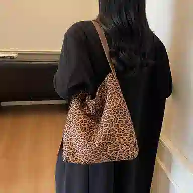 三只小鸭 小众设计豹纹简约休闲上班通勤 皮绒 单肩包 女款 绿色/米白色/棕色/咖啡色