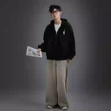 CHARLIE GOLF 450g Logo