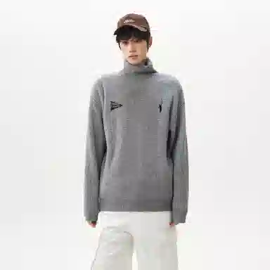 CHARLIE GOLF Basic Logo Turtleneck Sweater