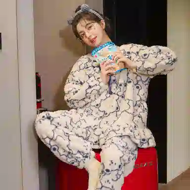 花季的故事 韩版卡通耐磨保暖亲肤透气舒适长袖长裤可外穿家居服睡衣套装 女款 白色