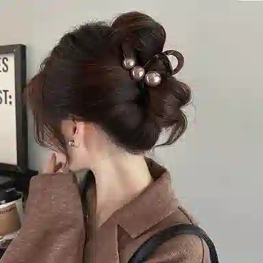 左欧 气质高级感珍珠后脑勺发量少 亚克力 发夹 女款