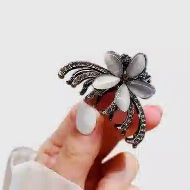 左欧 中号抓夹半扎发花朵后脑勺鲨鱼夹子顶夹 合金 发夹 女款