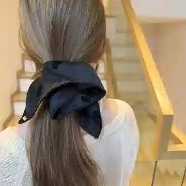 左欧 黑色爱心波点韩系高级感气质绝美 缎面 发圈 女款