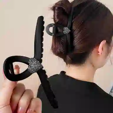 左欧 大号发量多后脑勺盘发黑色高级感鲨鱼 发夹 女款