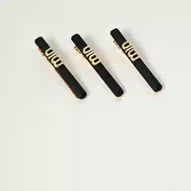 左欧 精致轻奢前额刘海夹简约休闲黑金字母侧边发夹无痕碎发 边夹 女款