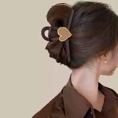 左欧 咖色 爱心 高级感 多发量 八字夹 新款 爆款后脑勺 方巾 女款