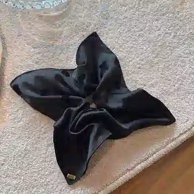 左欧 黑色爱心波点韩系高级感气质绝美 缎面 发圈 女款