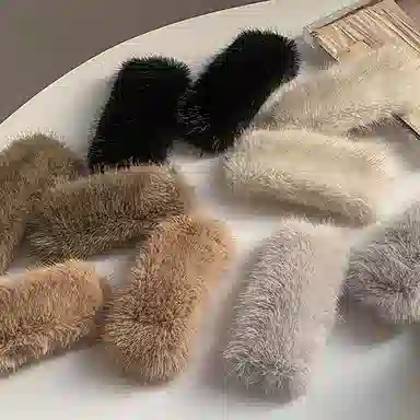 左欧 方形大号毛绒碎发边夹侧边 发夹 女款