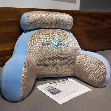 乐乐鱼 座椅靠垫 趴枕透气 玩偶周边