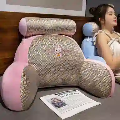 乐乐鱼 座椅靠垫 趴枕透气 玩偶周边