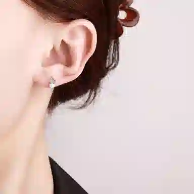 S925