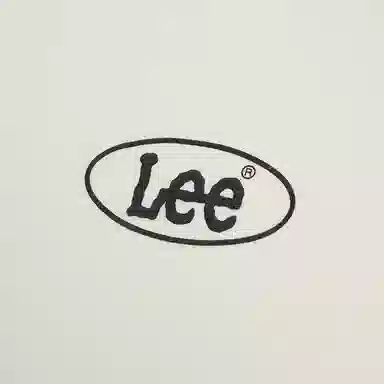 Lee T