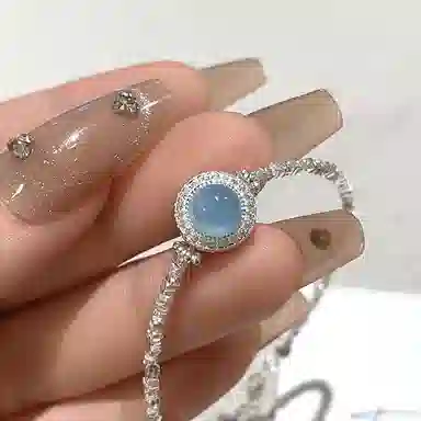 S925