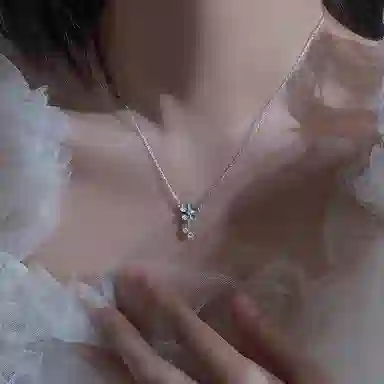 S925