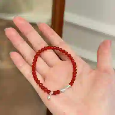 亲喜 小鱼可爱复古年年有鱼设计感小众小清新古风新中式温柔百搭叠戴串珠 玛瑙 手串 女款