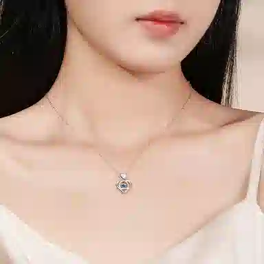 S925