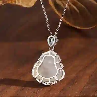 亲喜 笑脸新中式国潮气质小众设计 显白高级感复古中国风温柔新中式弥勒佛 玉髓 玉石项链 女款