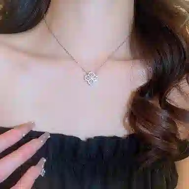 S925