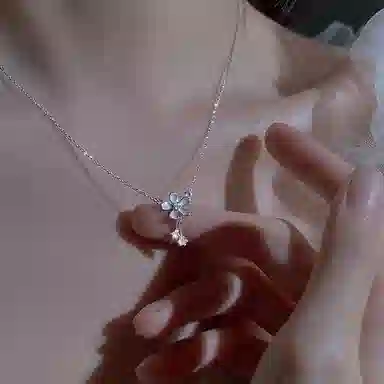 S925