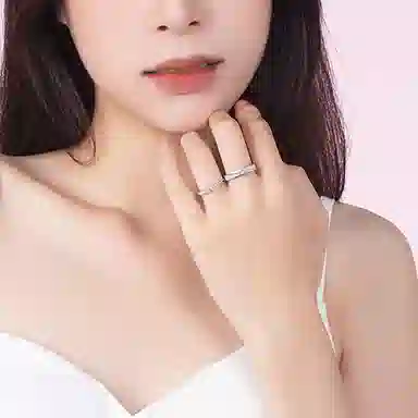 S925