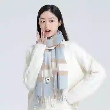 匹克 冬季防寒保暖多巴胺文艺小清新流苏披肩两用 羊仔毛 聚酯纤维 绒线围巾 男女同款情侣款 棕色/蔚蓝/粉色/米白