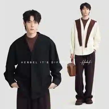 HERBEL V-Neck Long Sleeve Shirt