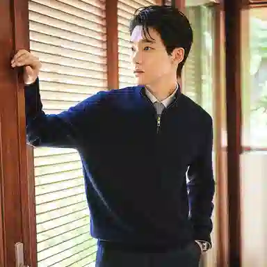 SAINT ANGELO Trendy Half Turtleneck Sweater