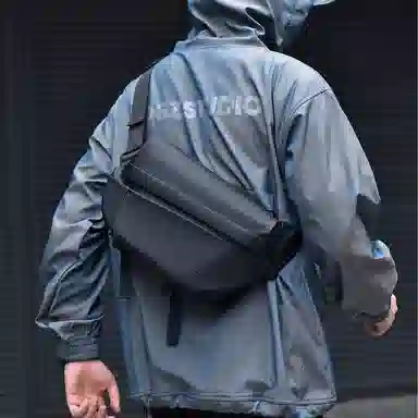 艾妮兔 通勤运动骑行个性 牛津布 单肩包斜挎包 常规 男款 藏青色 黑色  灰色