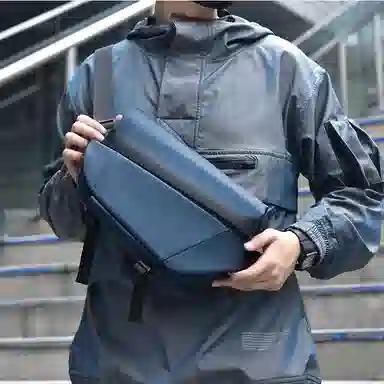 艾妮兔 通勤运动骑行个性 牛津布 单肩包斜挎包 常规 男款 藏青色 黑色  灰色