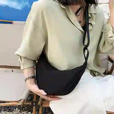 艾妮兔 简约时尚百搭 帆布 单肩斜挎包 小号 女款 橘色/白色/黑色