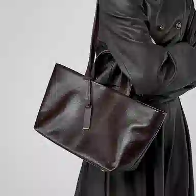 Carnival Keep Tote