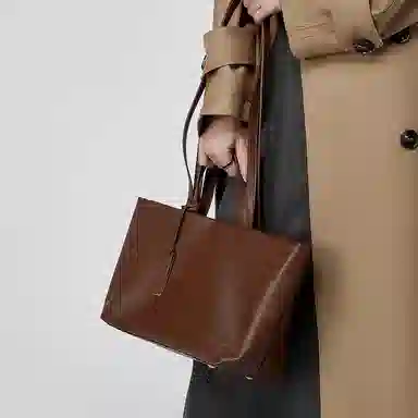 Carnival Keep Tote
