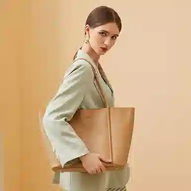 Carnival Keep Tote
