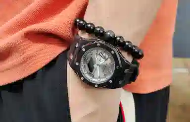 CASIO 200 GA-2100-1A -