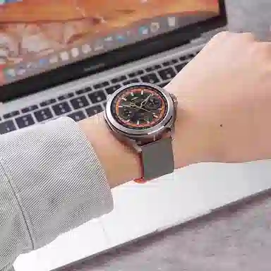 s4XIAOMIWATCHS4