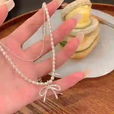 叠戴蝴蝶结锁骨链 森系甜美轻奢优雅小众设计感好运相伴 优质合金材质 时尚项链 女款