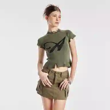 Guuka Hero Crewneck Pullover Sweater