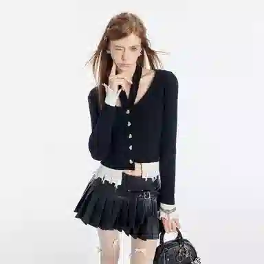 Guuka Hero Sweater Black