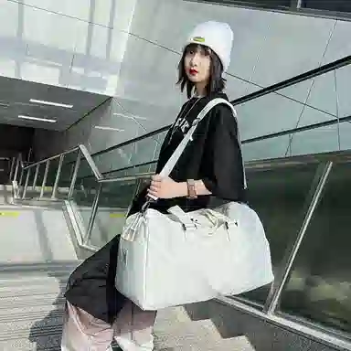 GKY Gym Bag White/Black