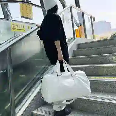GKY Gym Bag White/Black