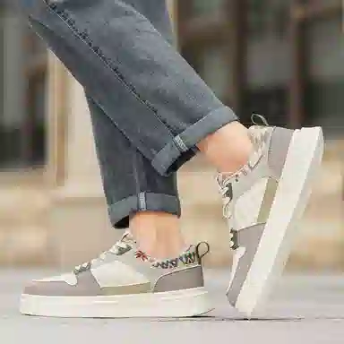 Califbull Low Top Sneakers