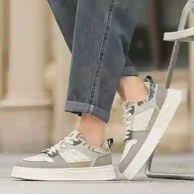 Califbull Low Top Sneakers