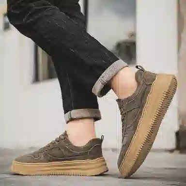 Califbull Classic Low Top Sneakers