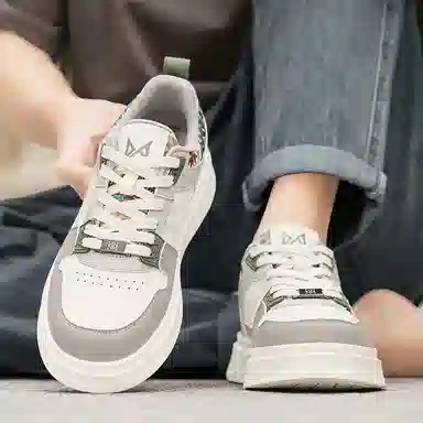 Califbull Low Top Sneakers