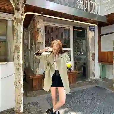 识恩 高级感复古风长袖风衣 女款