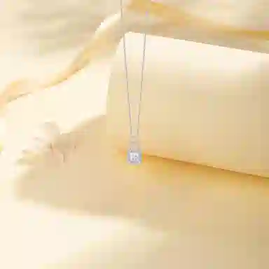 【纯银999 | 平安锁】 六桂福珠宝 经典百搭小众设计轻奢高级感学生日常精致简约通勤极简约会温柔气质可调节锁骨链#好运 足银 项链 女款